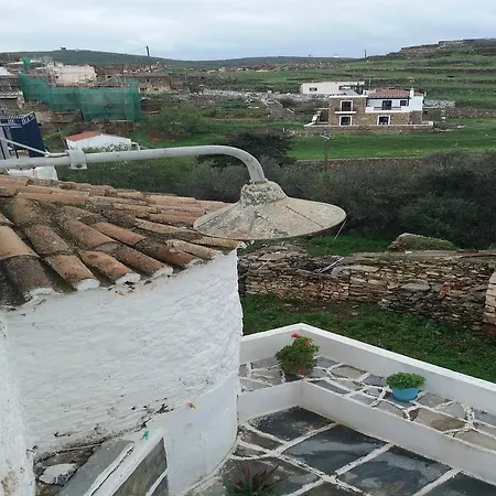 펜션 Kythnian Traditional House *