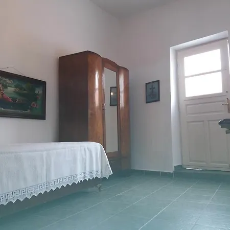 펜션 Kythnian Traditional House