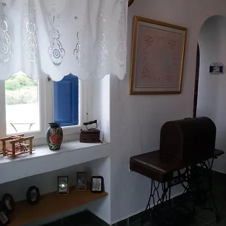 Kythnian Traditional House 펜션